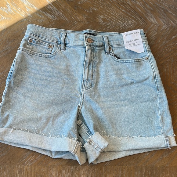 Calvin Klein Jeans Shorts - Picture 1 of 5